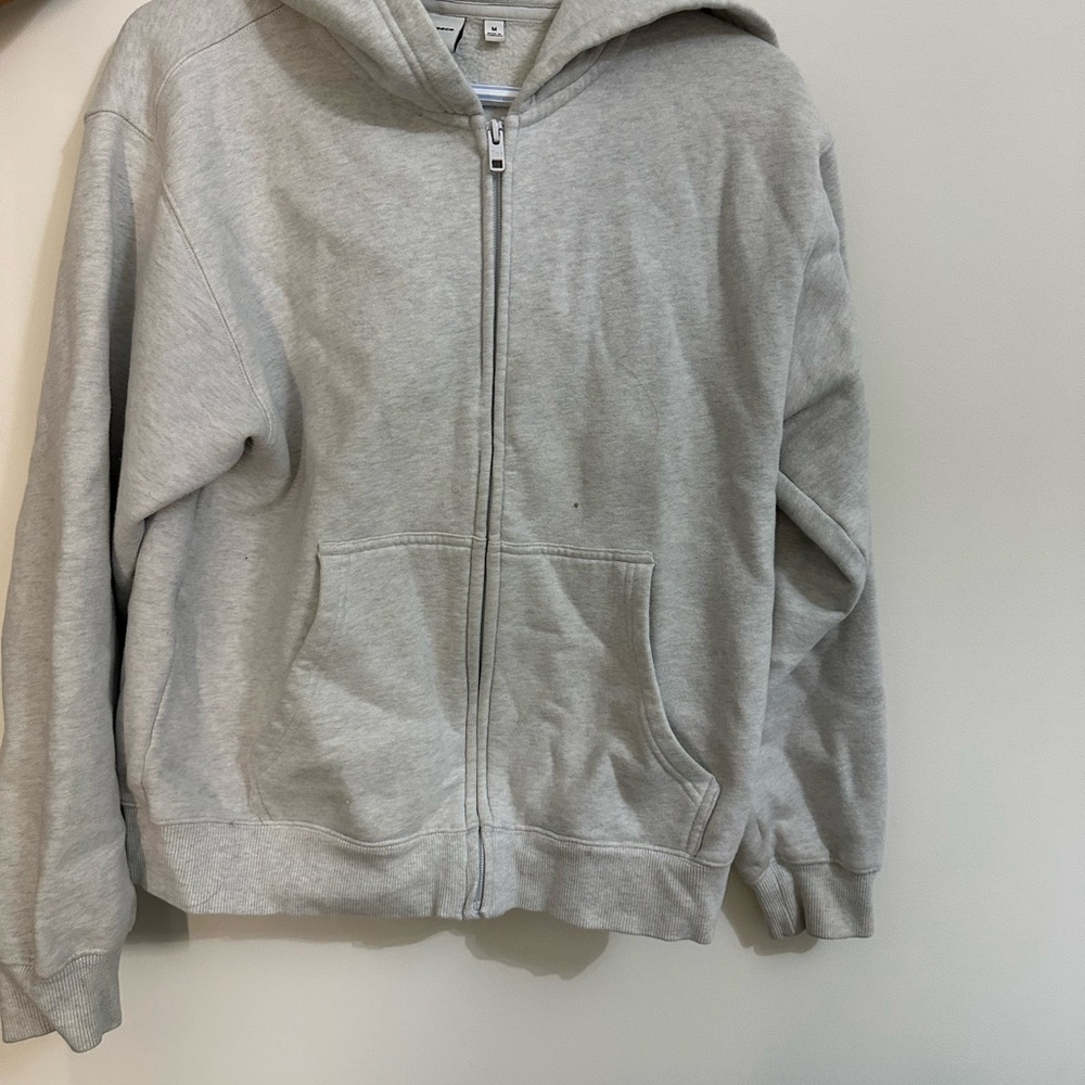 Aritzia TNA Heather Cloud White Zip Up